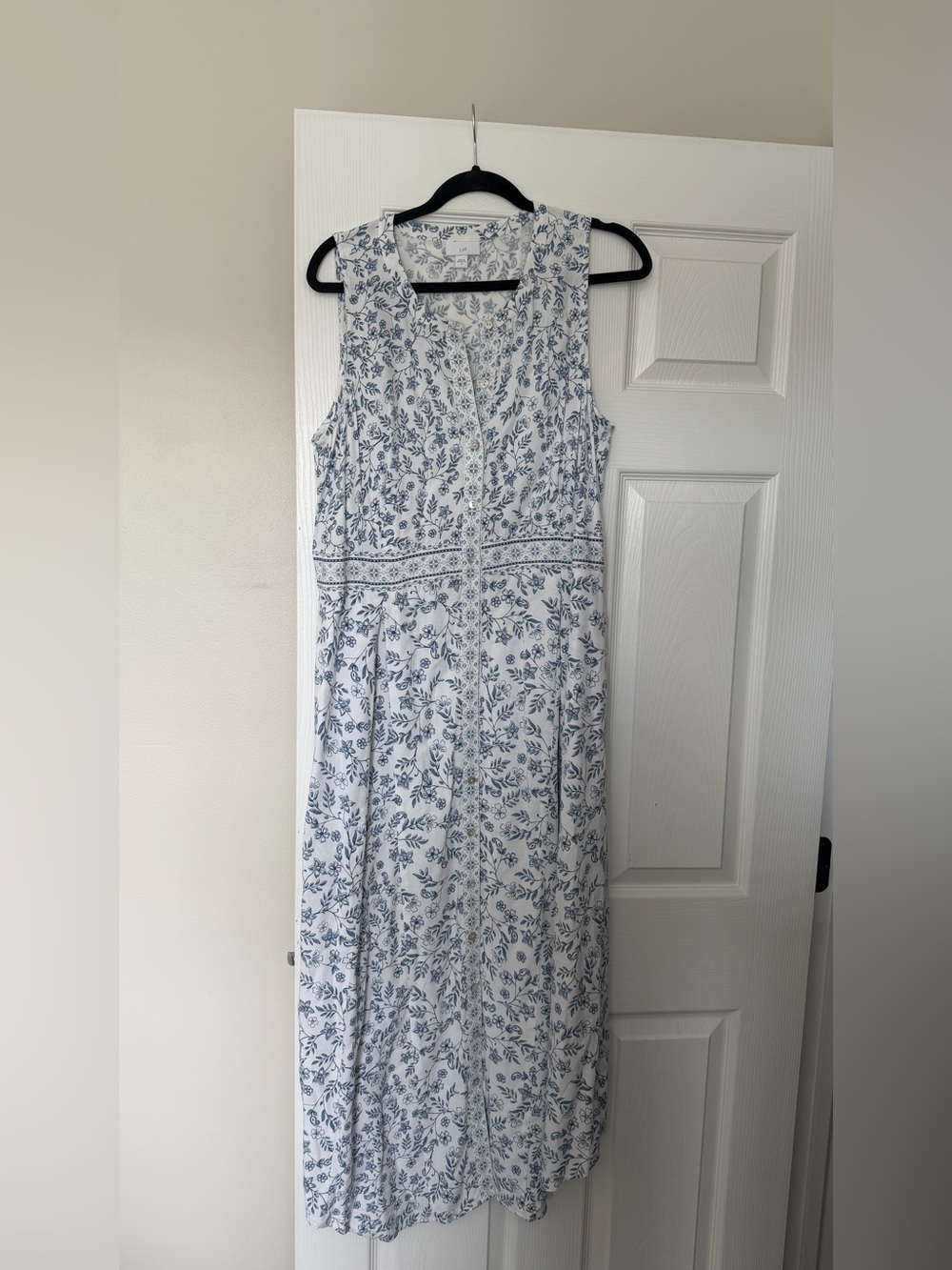 J. Jill White Maxi Dress with Blue Floral Print